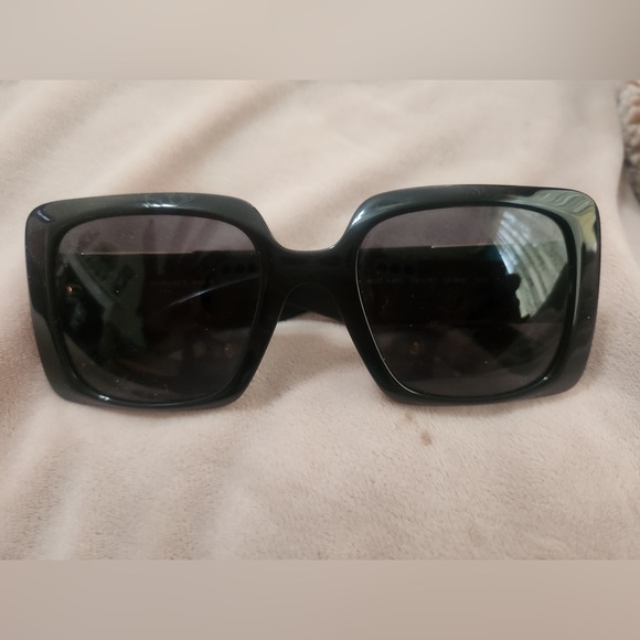 Sunglasses - Picture 1 of 4